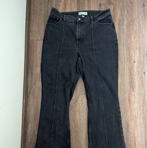 Abercrombie and Fitch High Rise Curve Love Flared Jeans Sz 32/14L